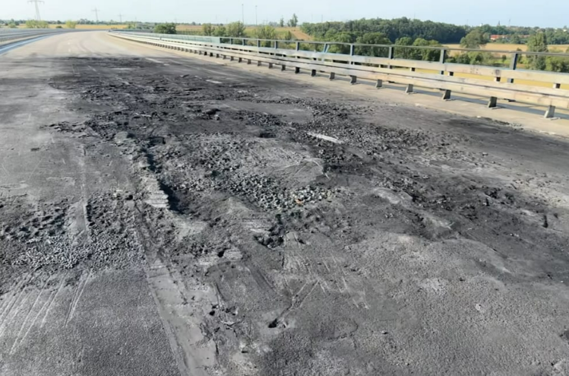 Autobahn-Asphalt nach LKW-Explosion weggeschmolzen - Autobahn bleibt tagelang gesperrt