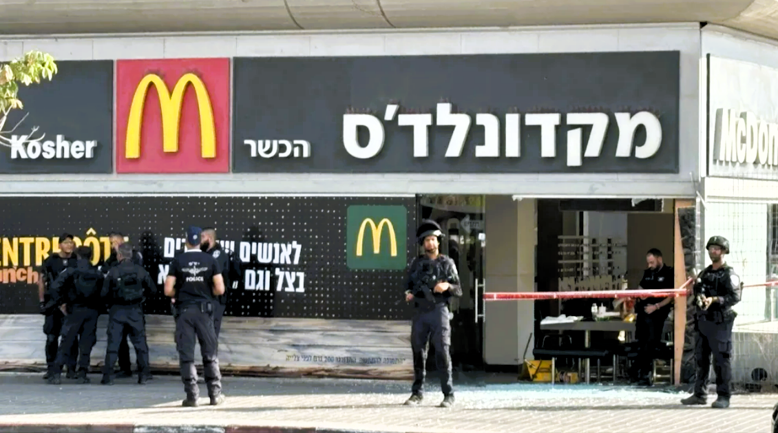 Polizistin (19) bei McDonalds erschossen! Schon wieder Terrorattacke