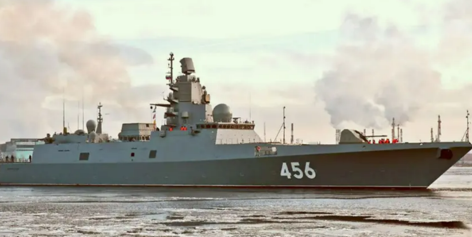 Eilmeldung! Putin Schlachtschiff im Mittelmeer - NATO Fregatte soll das Kampfschiff stoppen!