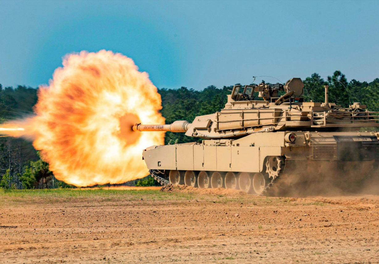 Panzer-Hammer! NATO-Staat liefert Selenskyjs Armee Panzer für einen kompletten Verband!