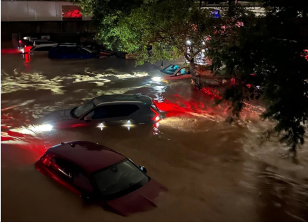 Eilmeldung! 51 Tote in Spanien! Urlaubsparadies wird zu Todesfalle - Tornados und Überschwemmungen!