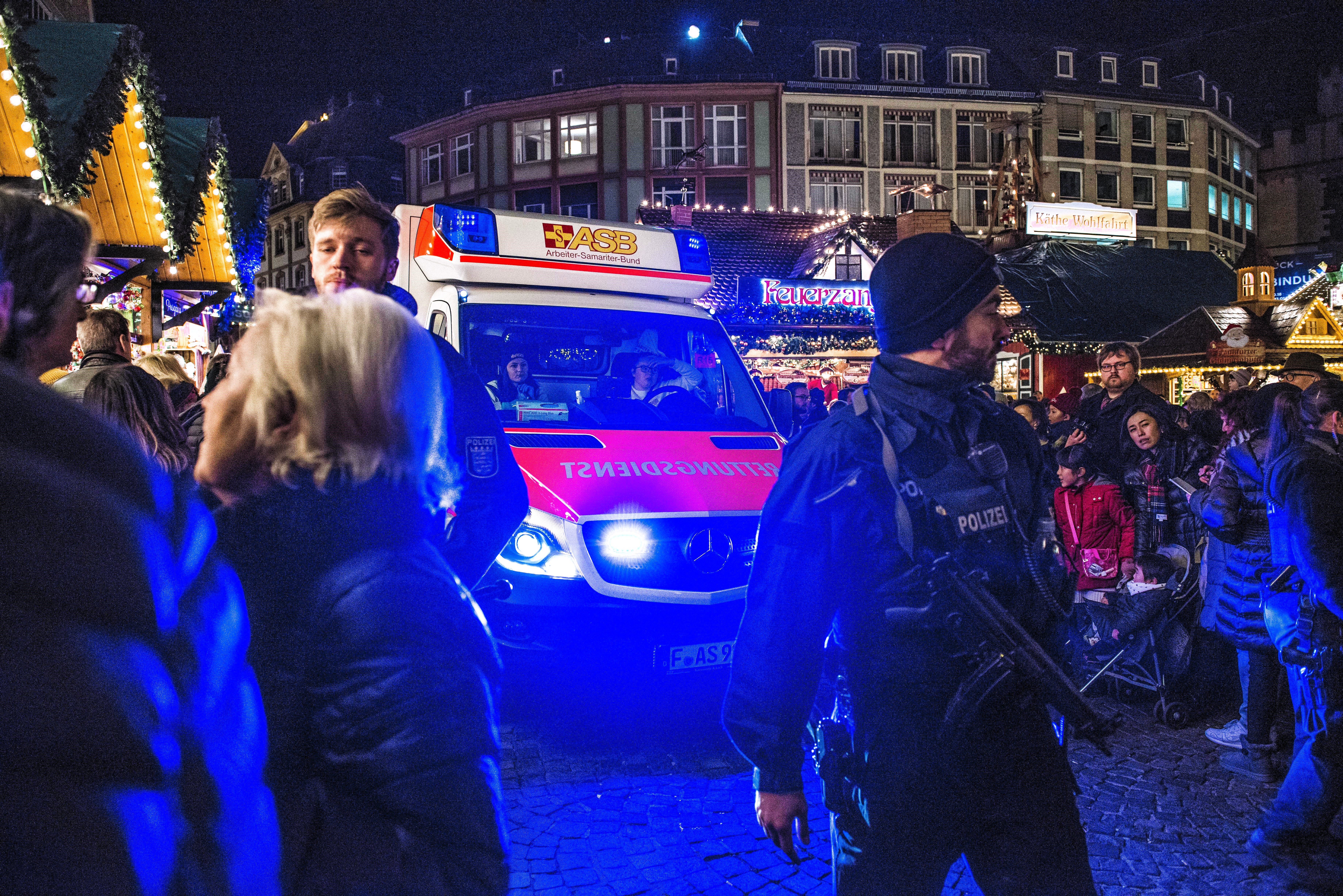 Anschlag auf Weihnachtsmarkt! Deutsch-Türke verhaftet! Terroranschlag mit LKW