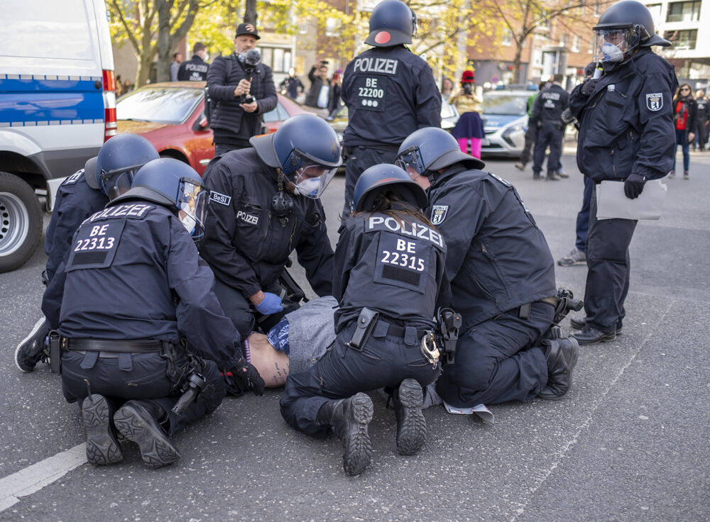 Bombenanschlag! Jugendlicher (16) verhaftet - Er soll einen islamistischen Anschlag geplant haben