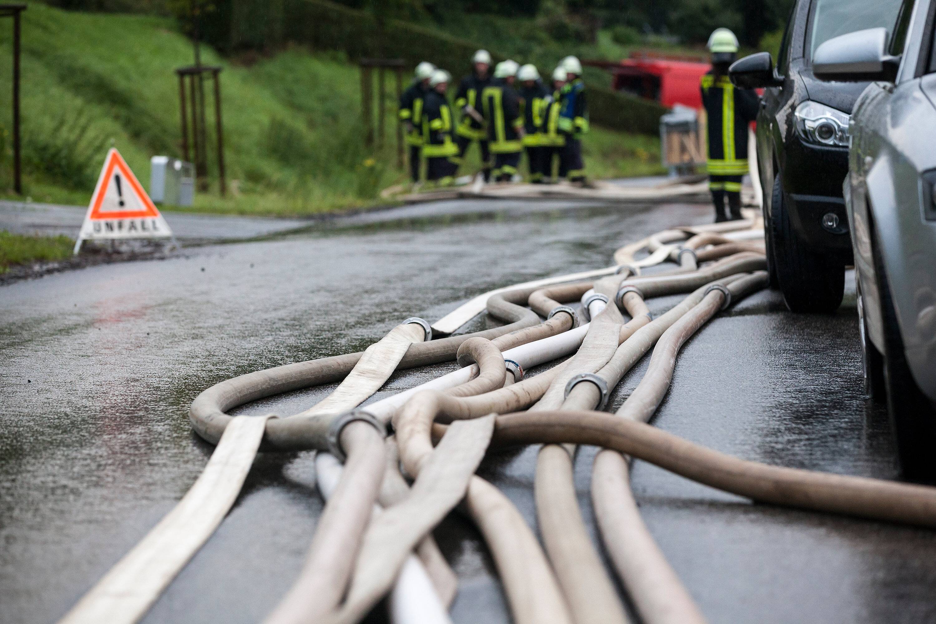Alarmstufe Rot! Deutschland im Dauerregen – Wetterdienst warnt vor gefährlichen Unwettern