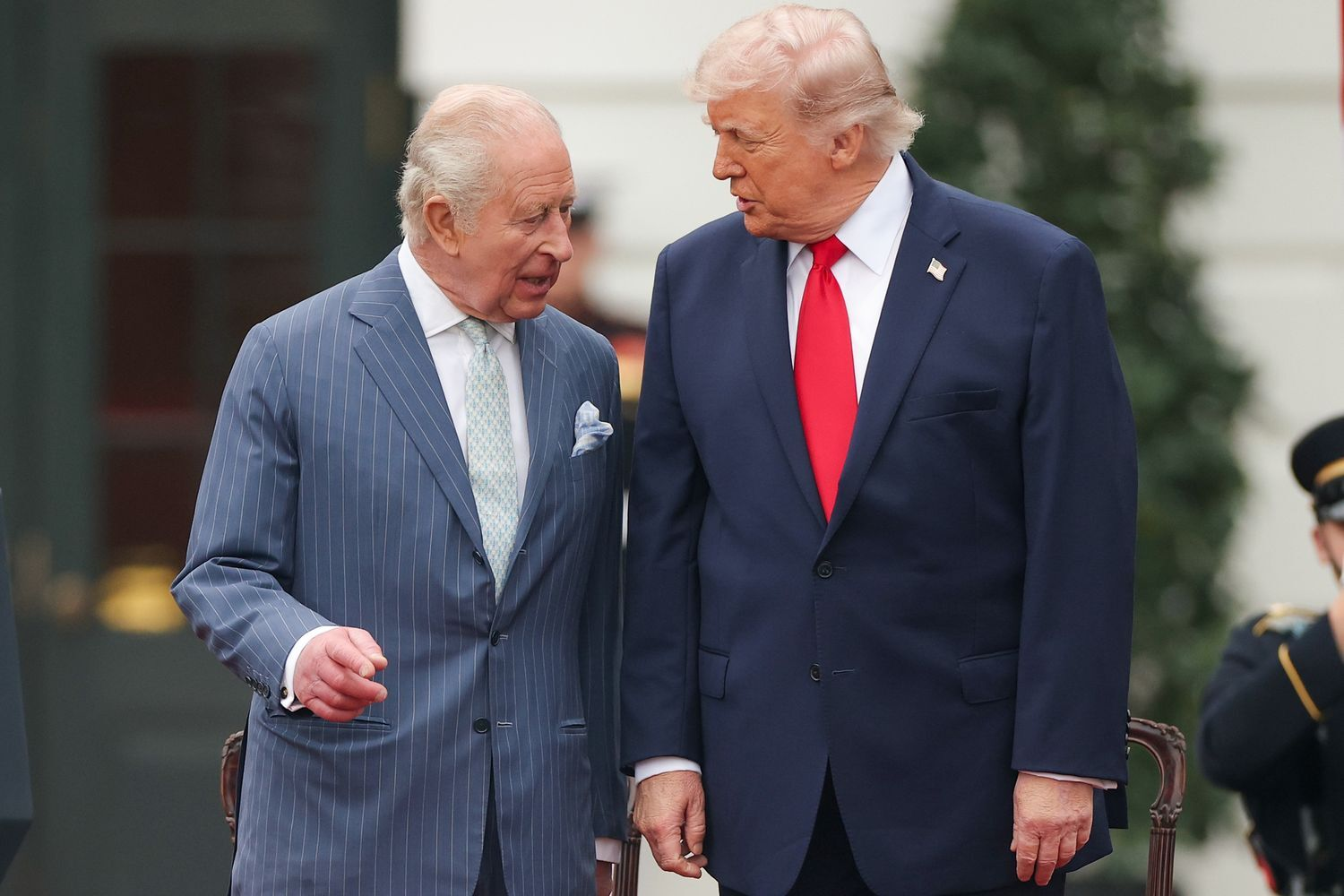 Trump Claims He’s Related to King Charles — Now He’s Eyeing Buckingham Palace!